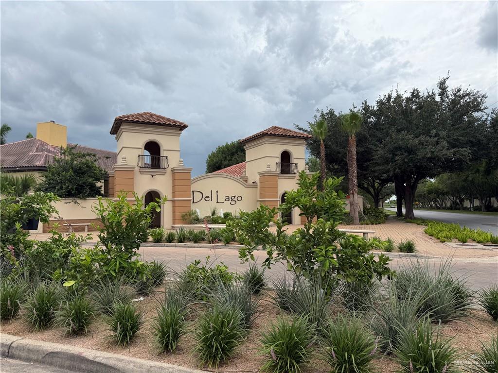 Photo 1 of 1012 Helena Avenue, McAllen