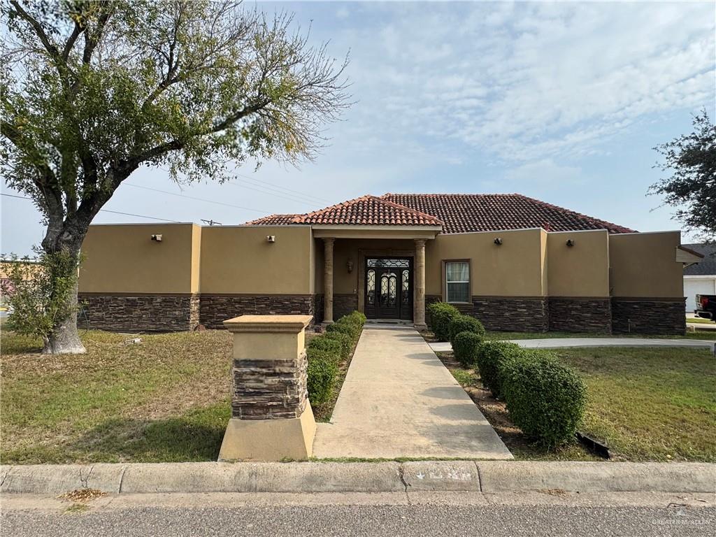 Photo 1 of 103 Ciro Drive, San Juan