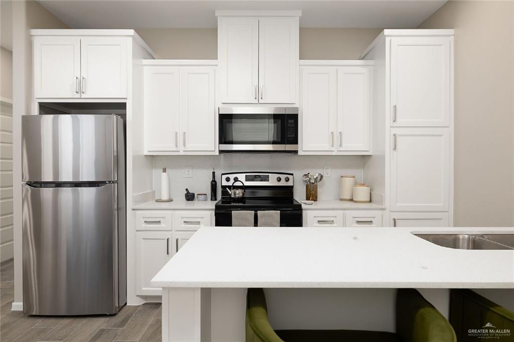 Photo 6 of 2613 Hayes Avenue #3
