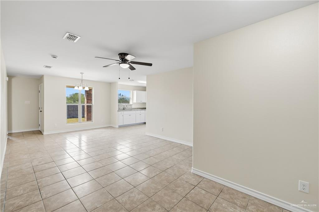 Photo 5 of 709 Alexandria Avenue