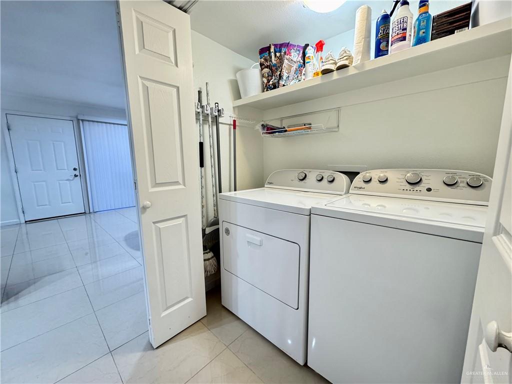 Photo 15 of 2708 Howard Lane #E3