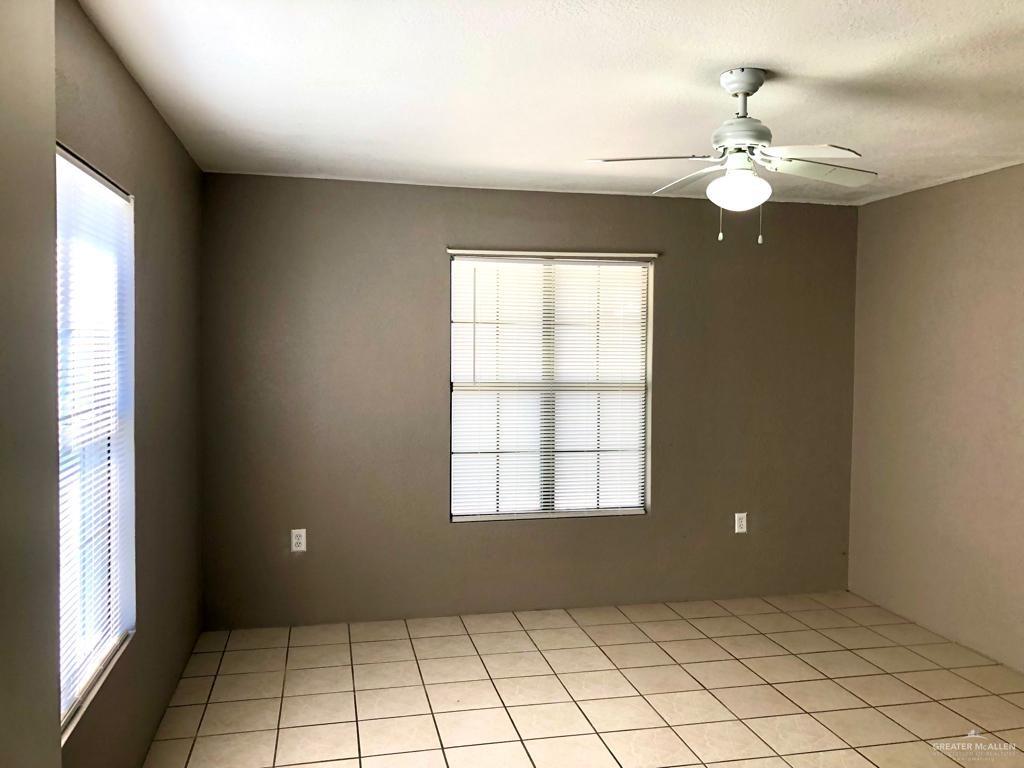 Photo 12 of 904 El Campo Drive