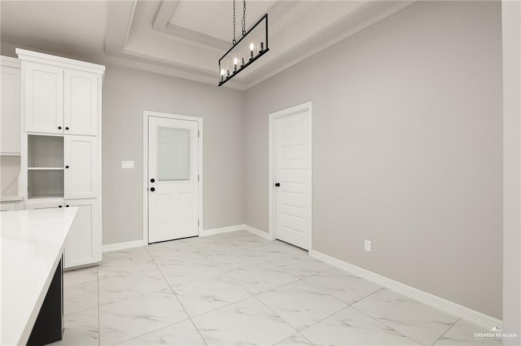 Photo 5 of 1911 Mimosa Street