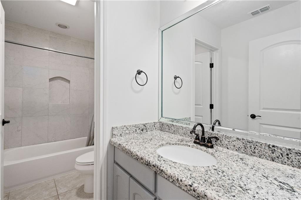 Photo 17 of 2307 26th Drive