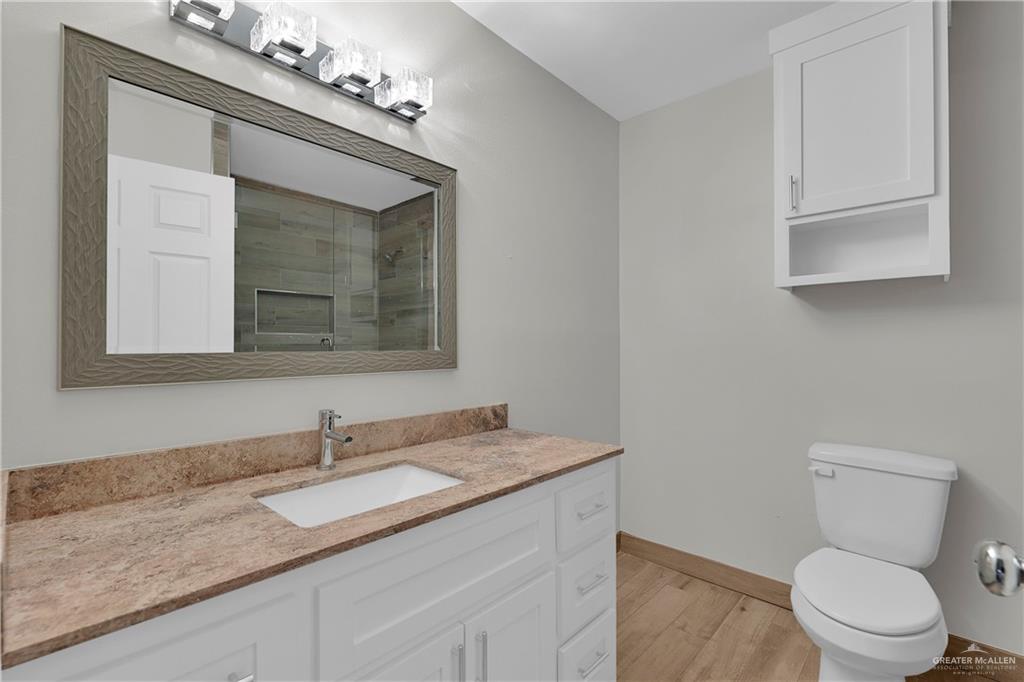 Photo 14 of 208 Pena Avenue