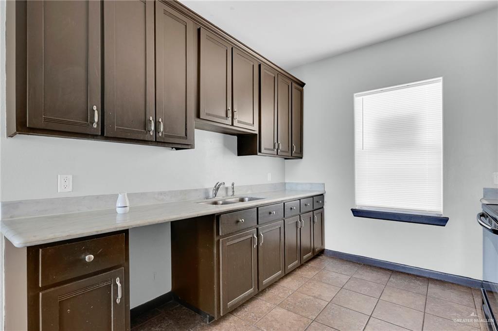 Photo 6 of 801 Daffodil Avenue #1
