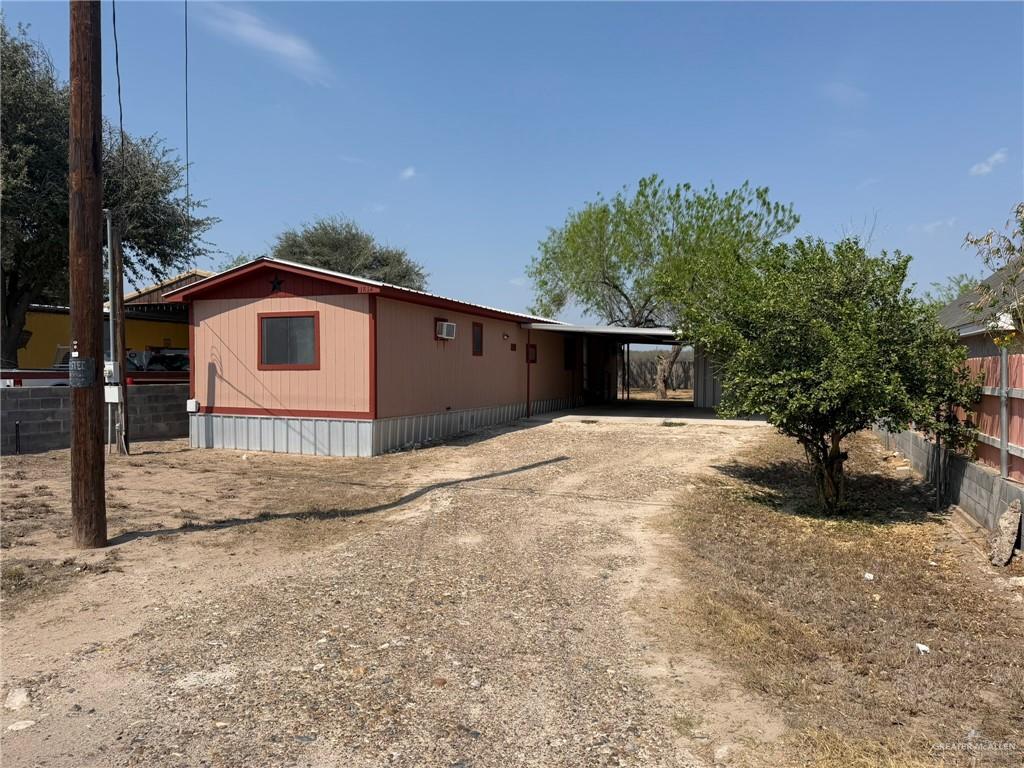 Photo 2 of 1814 Canyon Street
