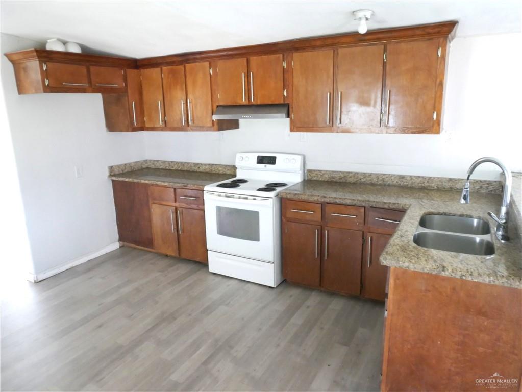 Photo 11 of 6312 Gold Avenue