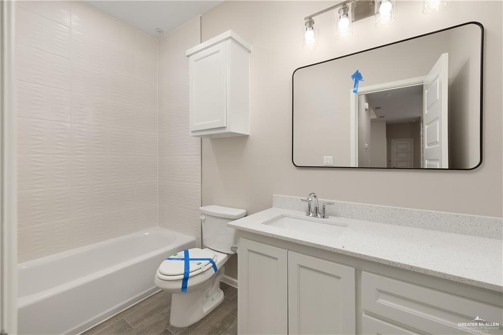 Photo 28 of 2708 Harrison Avenue #2
