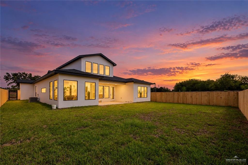 Photo 38 of 1210 Spanish Oak Street