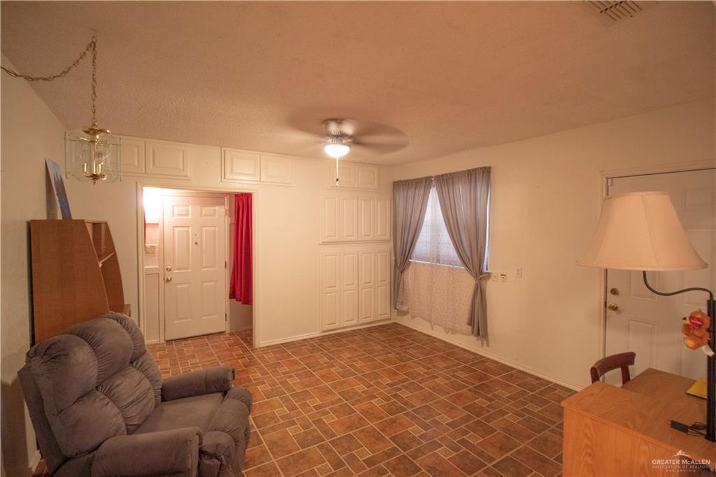 Photo 10 of 1035 La Costa Drive