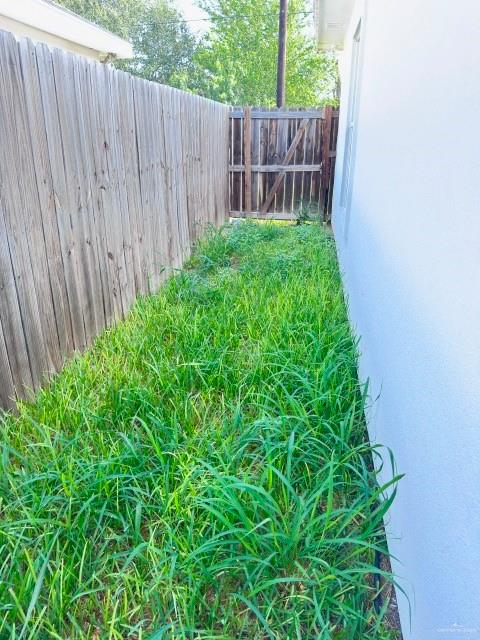 Photo 9 of 1304 Heritage Drive #4