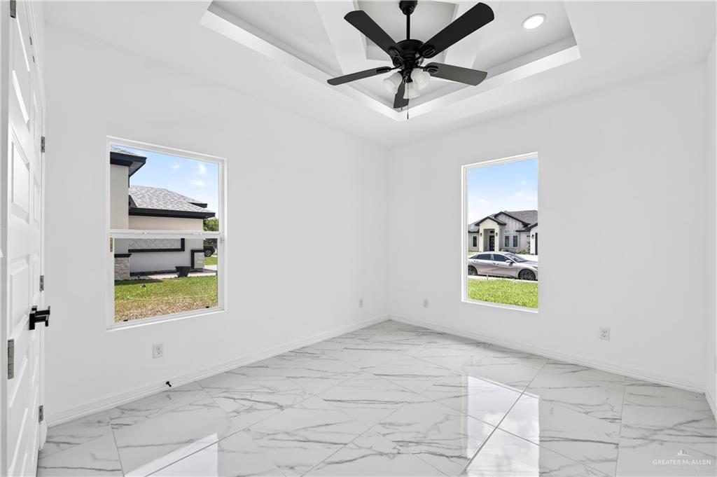 Photo 7 of 1044 Nina Avenue