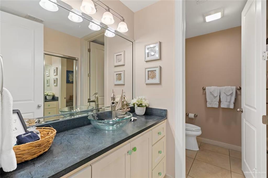 Photo 14 of 5909 Padre Boulevard #403