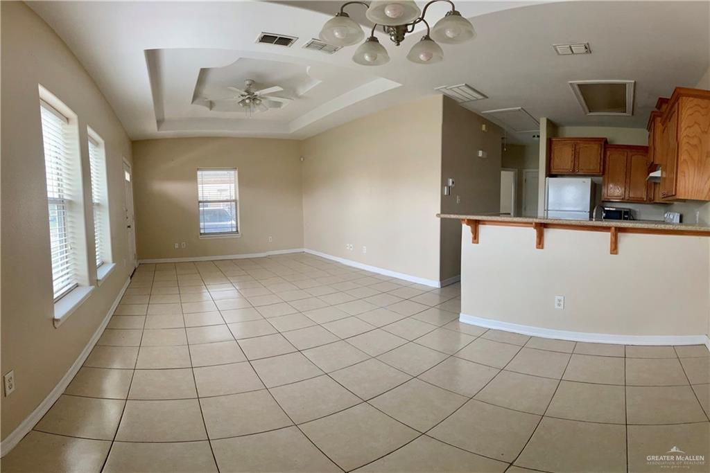 Photo 10 of 3103 Scottland Drive