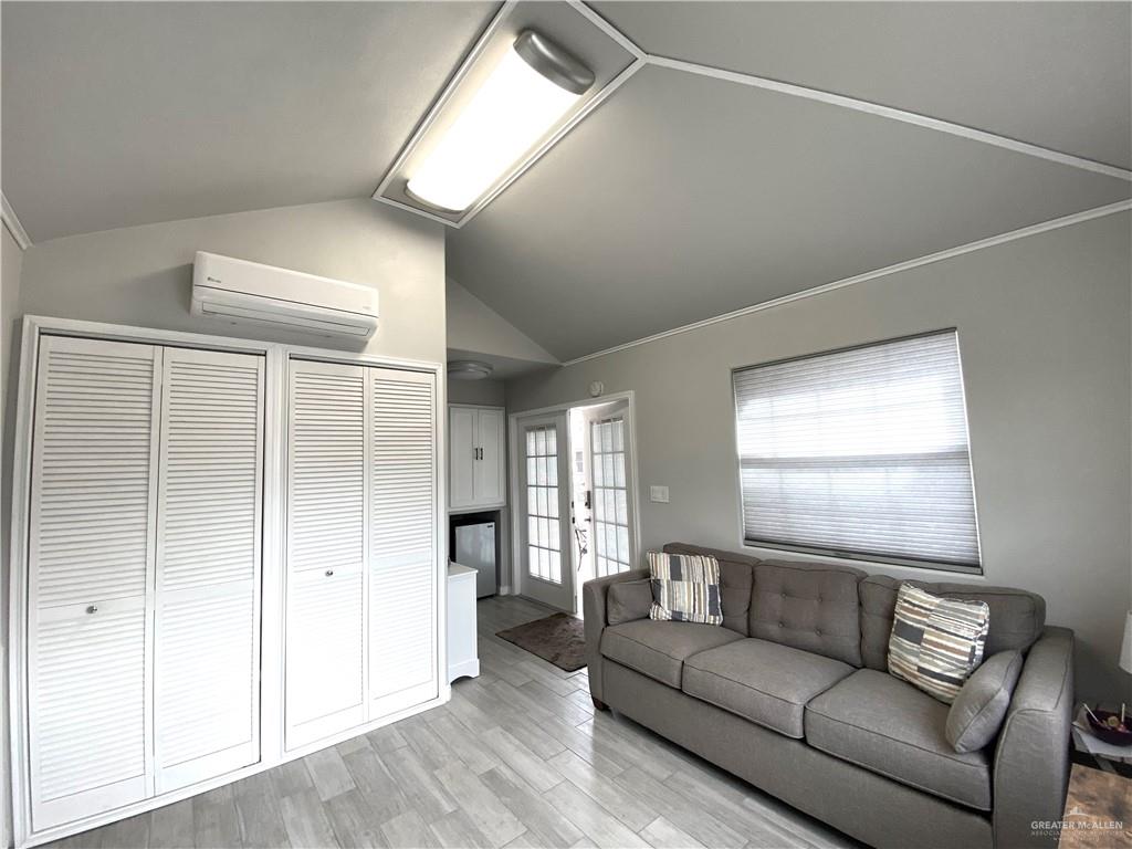 Photo 5 of 4004 Lark Drive