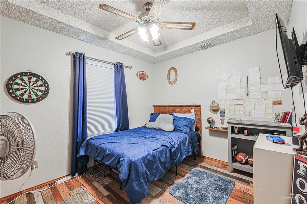 Photo 11 of 2811 La Mora Lane