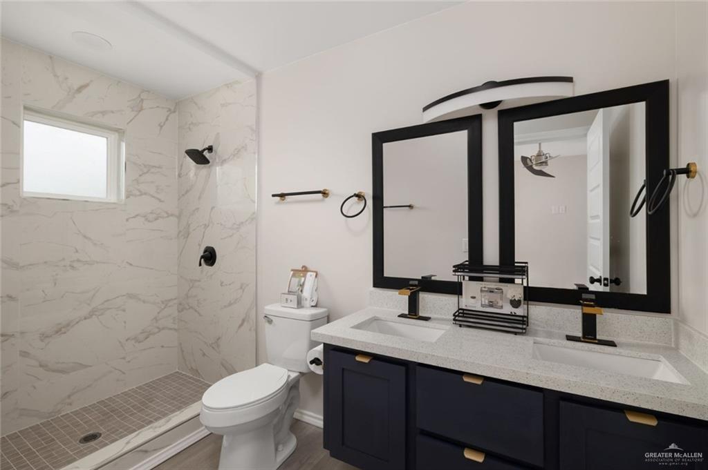 Photo 6 of 1626 B Street