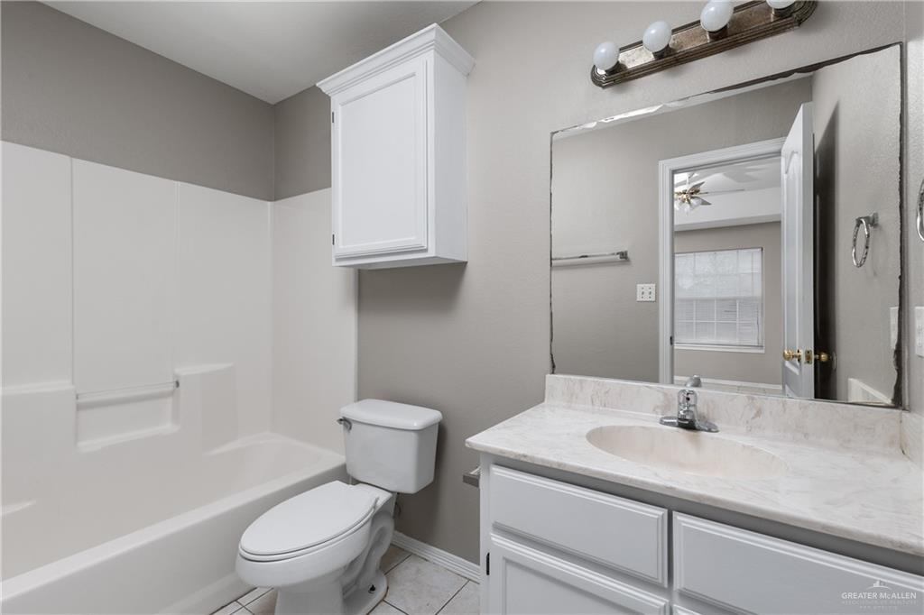 Photo 15 of 1801 Midlane Drive