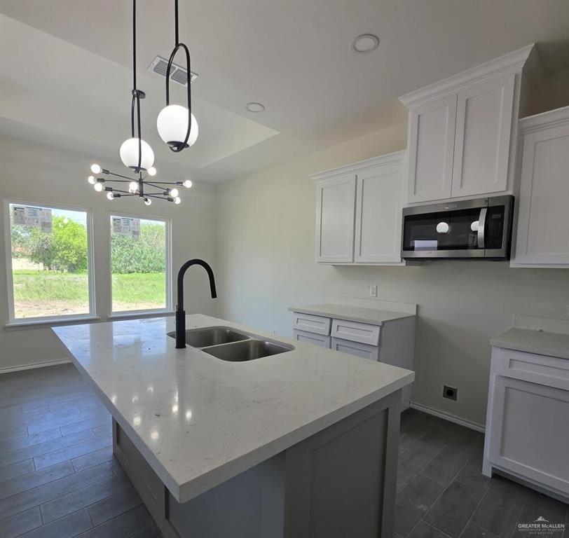 Photo 7 of 17951 Spruce Street