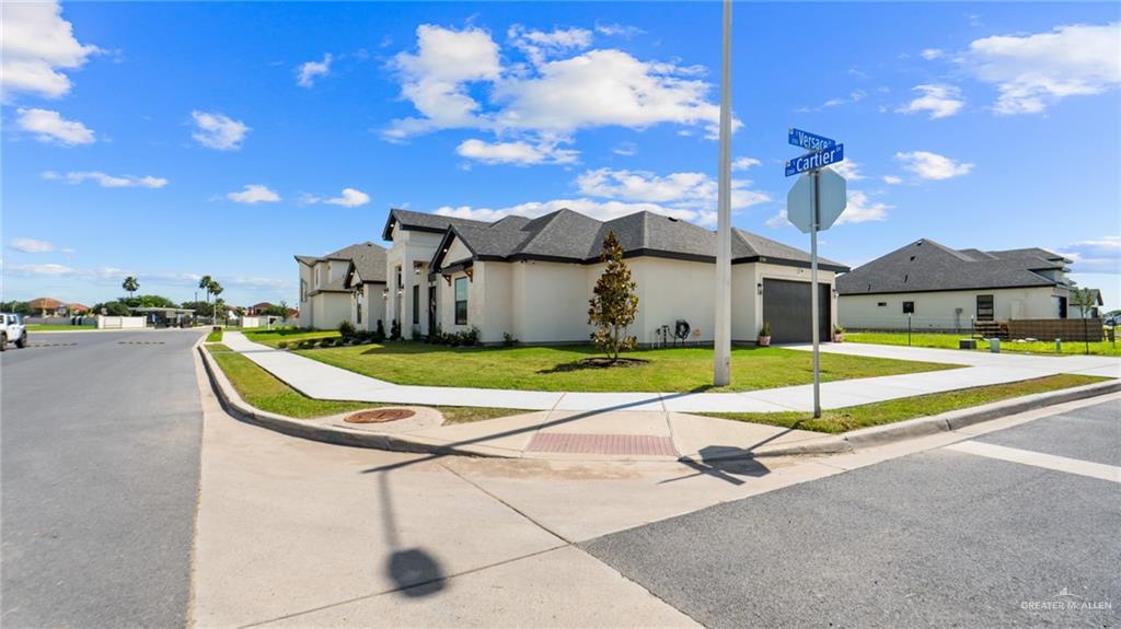 Photo 3 of 2701 Versace Drive
