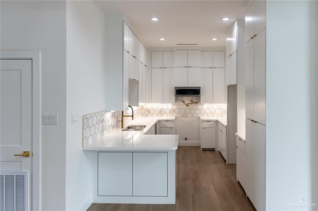 Photo 5 of 2909 51st Street