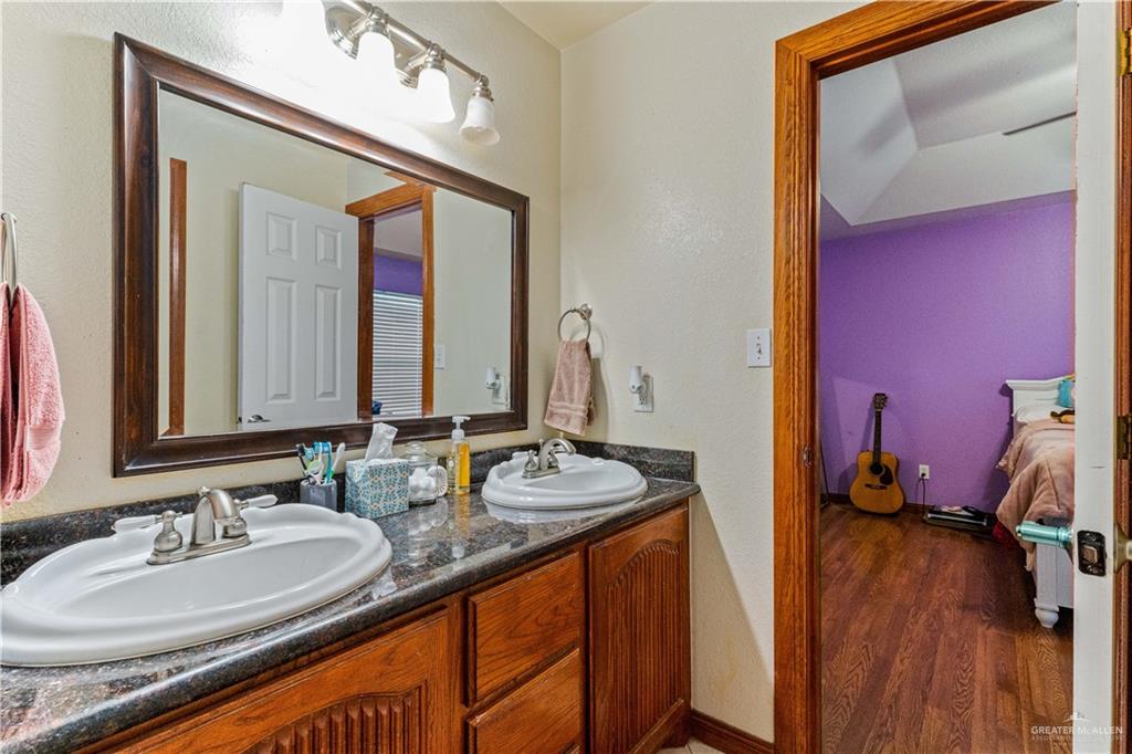 Photo 11 of 307 Cactus Lane