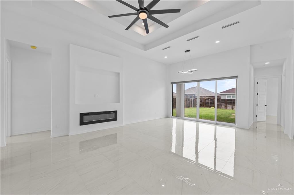 Photo 6 of 4012 Duncan Lane
