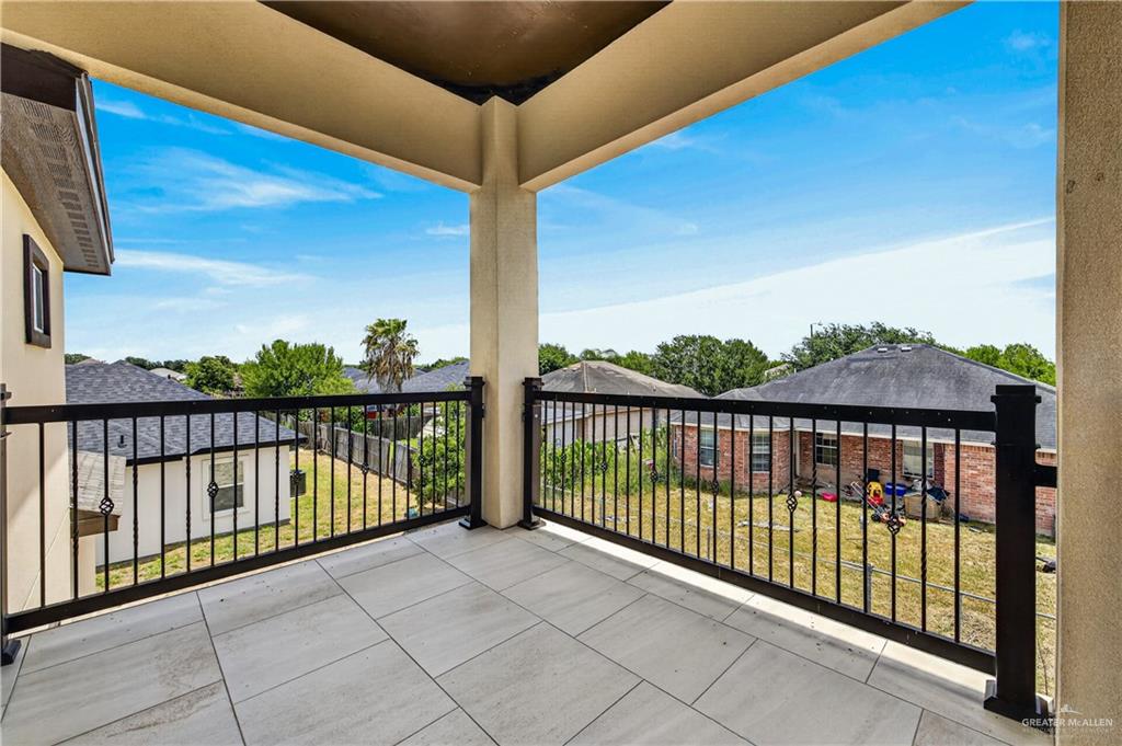Photo 20 of 2911 Dhalia Drive