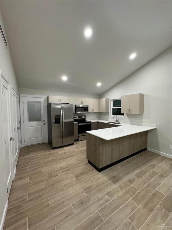 Photo 4 of 1408 Iris Avenue