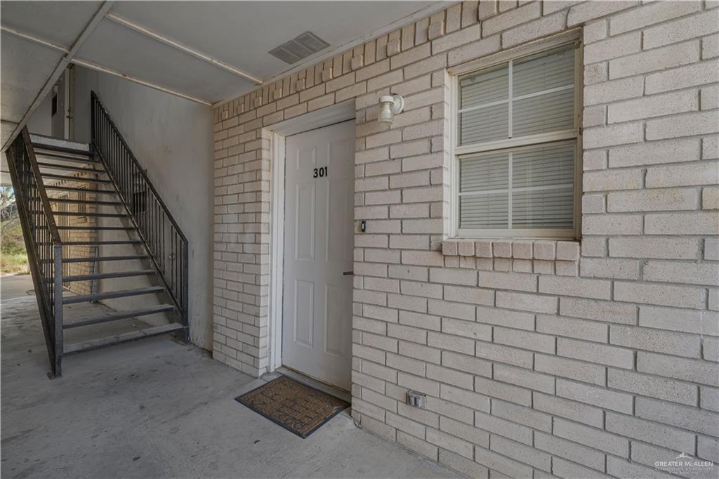 Photo 2 of 1804 Oasis Avenue