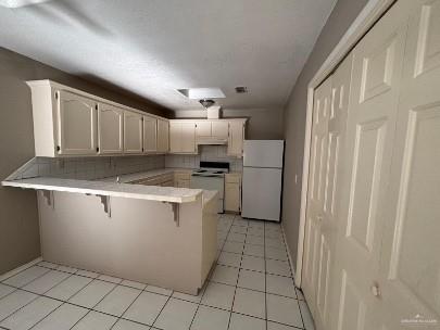 Photo 2 of 2103 Kimberly Lane #4