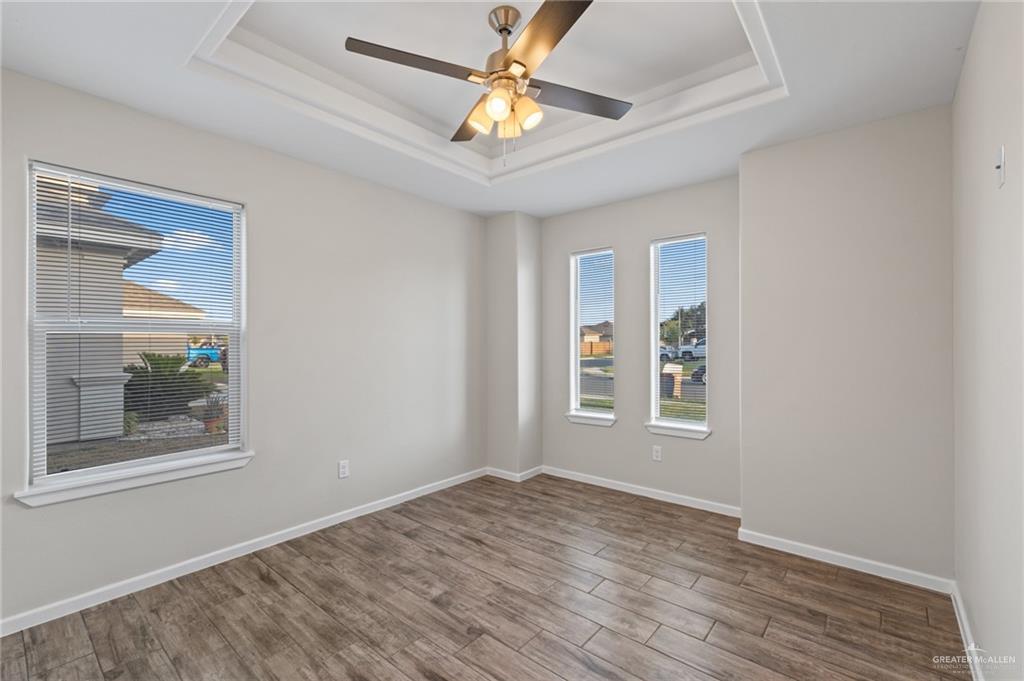 Photo 10 of 406 La Villita Drive