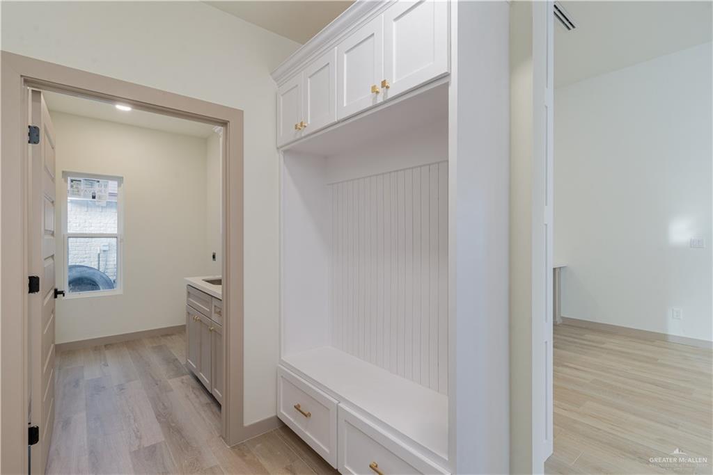 Photo 8 of 3720 Timberwood Drive