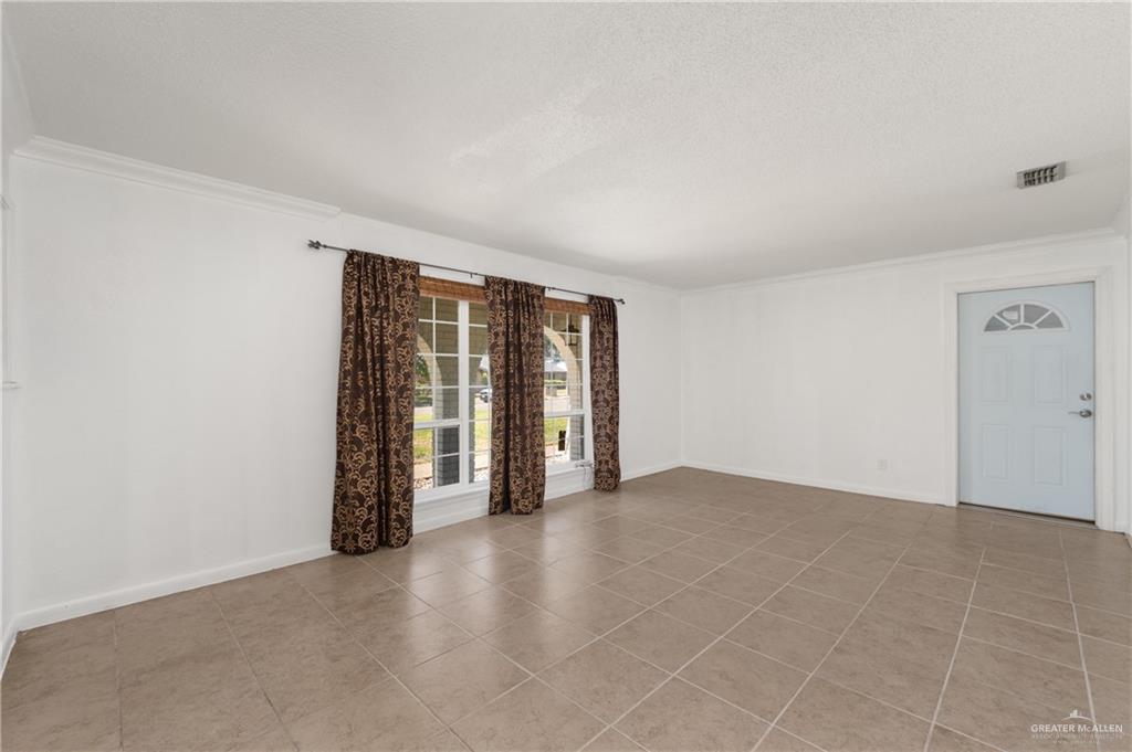 Photo 3 of 1204 4th Street