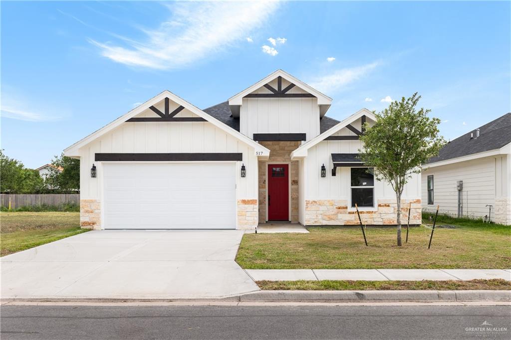 Photo 1 of 517 Tower Oak Drive, Alamo
