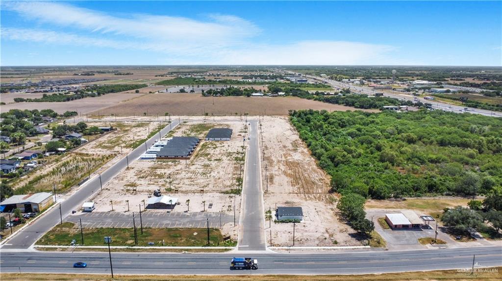 Photo 4 of 206 Royal Palm Drive