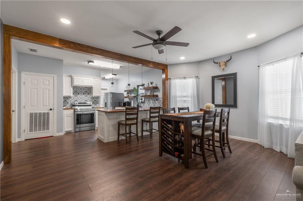 Photo 5 of 1345 Virginia Avenue