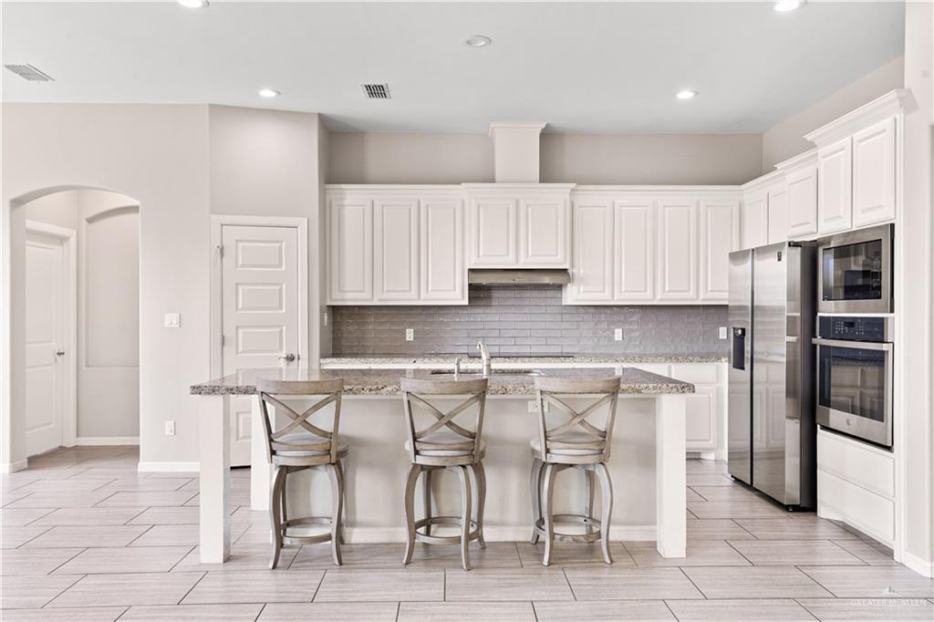 Photo 6 of 14224 Amistad Circle