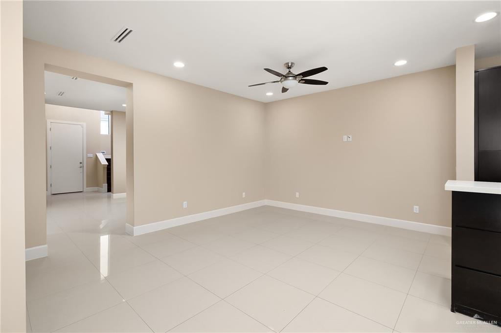 Photo 6 of 1445 Ozark Avenue