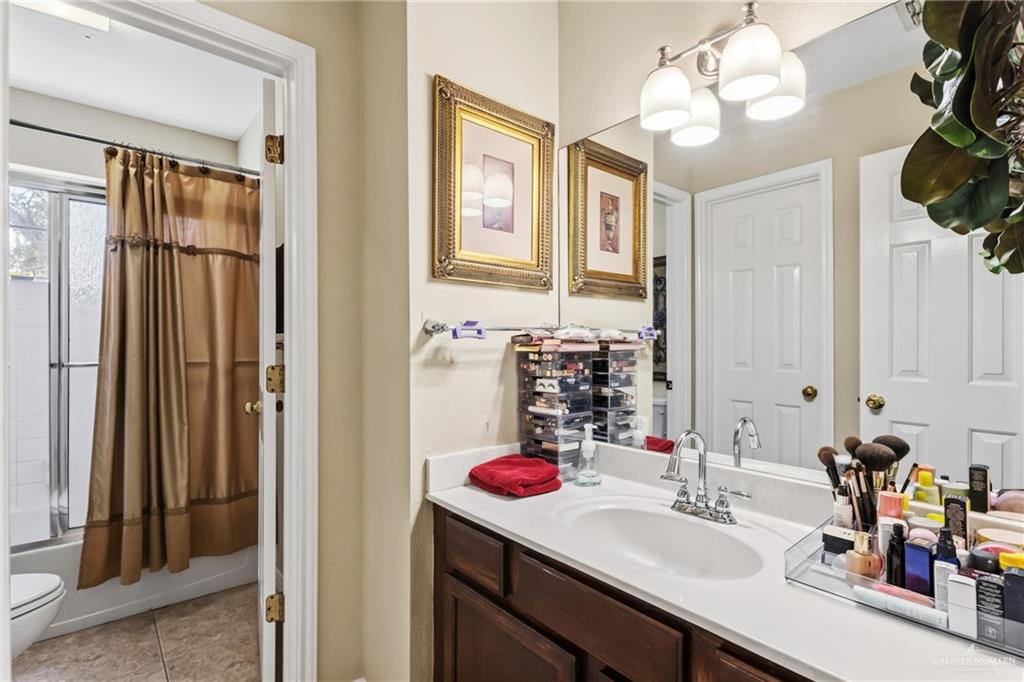 Photo 14 of 3509 Plazas Del Lago Drive