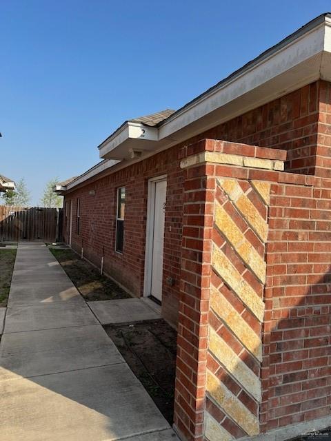 Photo 2 of 514 Linda Street