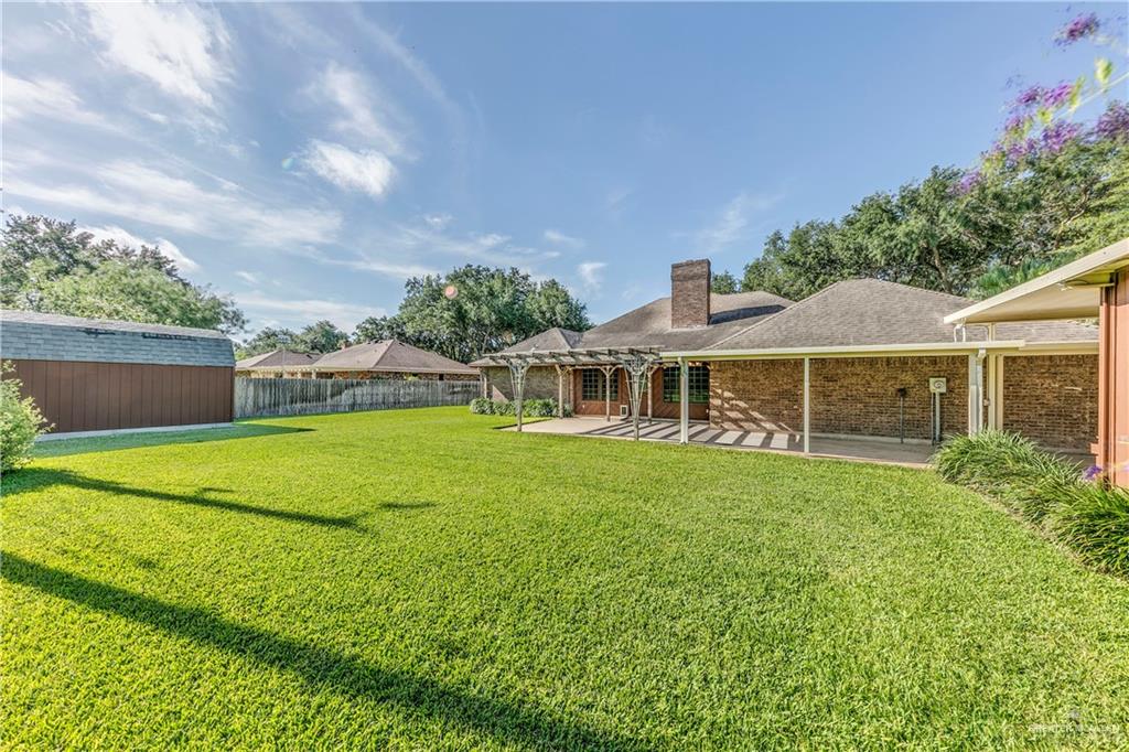 Photo 21 of 2303 Stonegate Drive