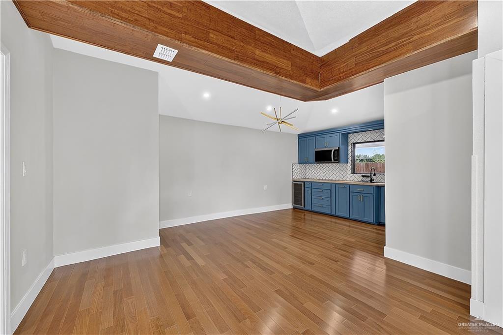 Photo 29 of 12303 Lakeview Drive #A