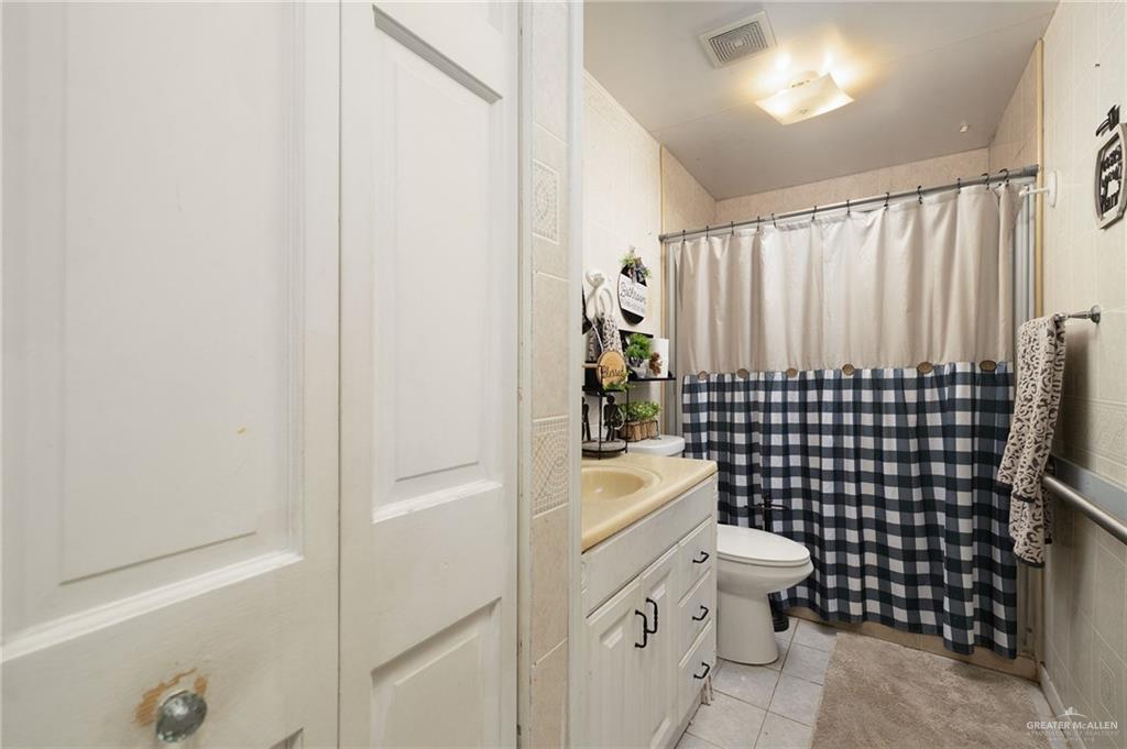 Photo 12 of 1069 Paisano Street