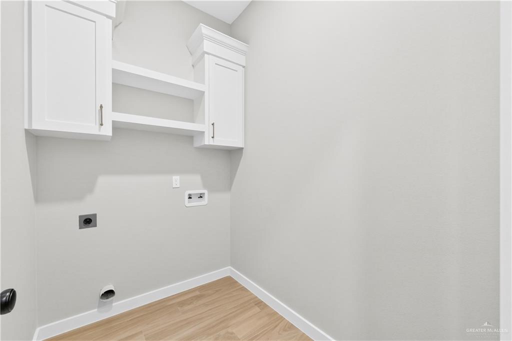 Photo 13 of 8009 39th Street