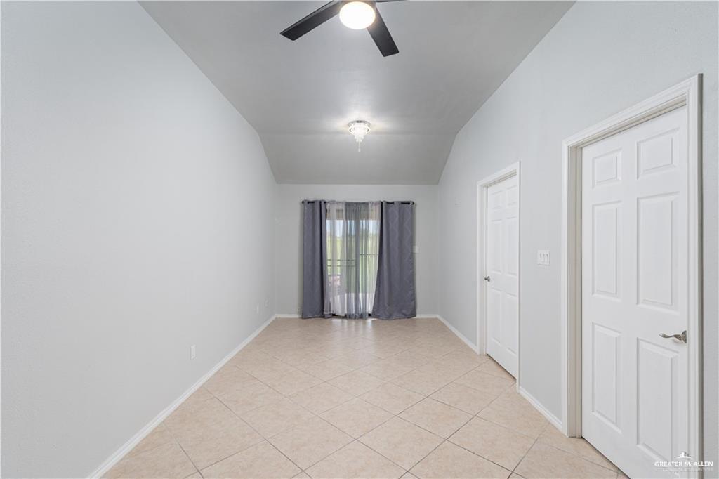 Photo 9 of 1406 Circle Drive