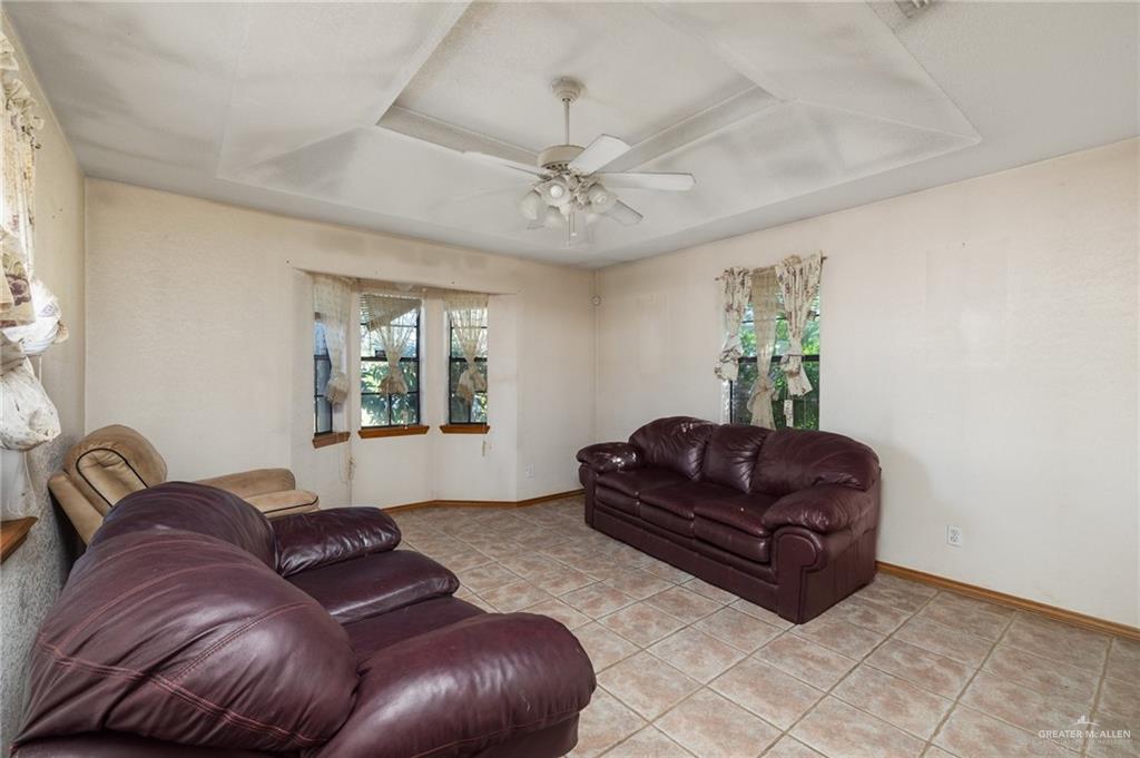 Photo 6 of 1721 Maple Avenue