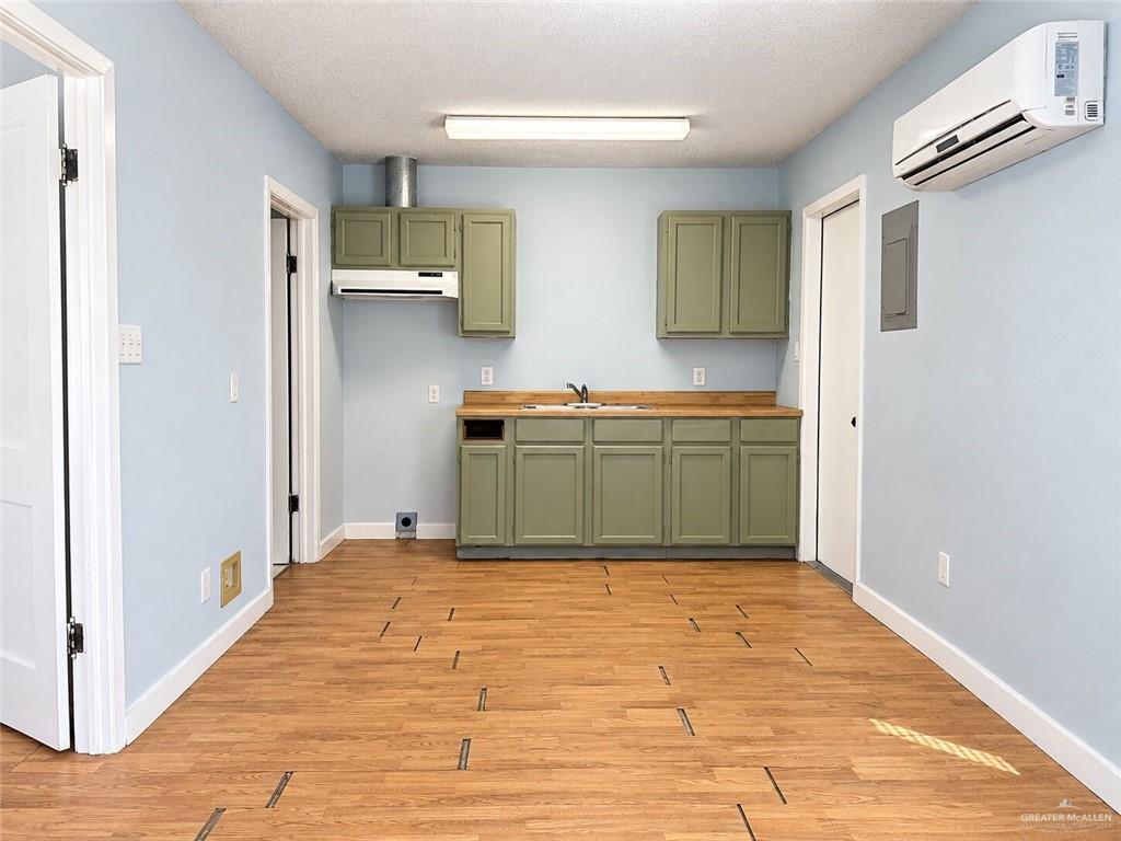 Photo 17 of 1324 Saint Marie Street