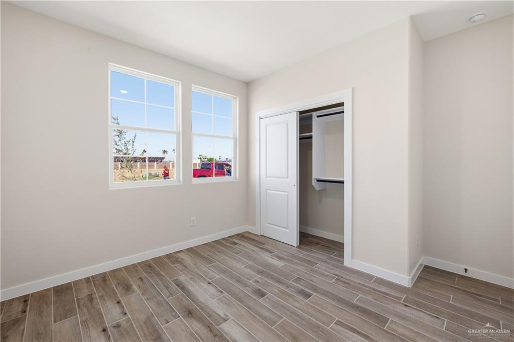 Photo 4 of 1015 Katrin Drive